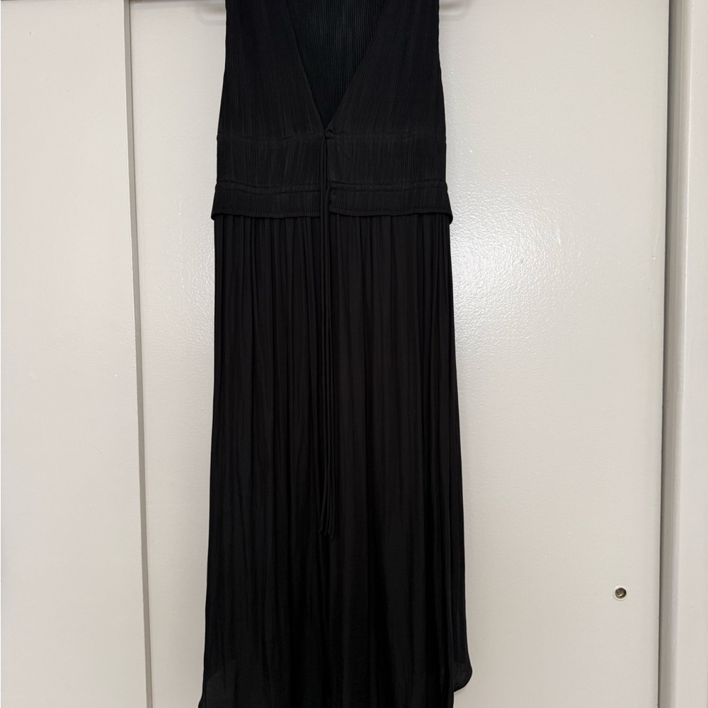 Black Silky V-Neck Maxi Dress - Timeless Evening Style